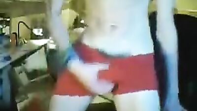 Jerking off Amateur Twink: An Erotic Adventure!