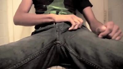 Hot Black Cumfester - The Ultimate Webcam Experience