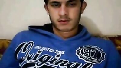 Turkish Twinks Web-Cam Show & Handjob!