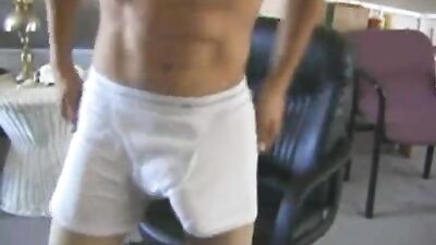 Straight Boy Wanks: Gay Porn Adventure