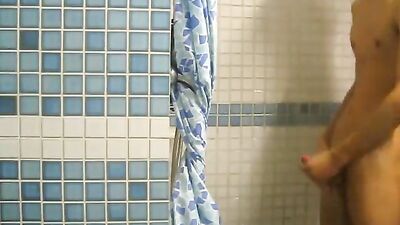 Big Cum Shower: Amateur Gay Porn Video