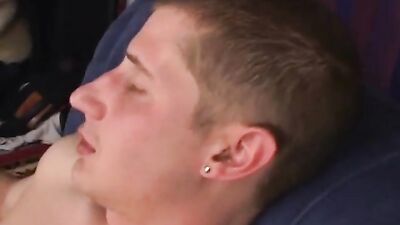 Str8 Kinky Muscle Hunk Gets BJ and Ball Licking