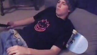 Skater Jos Solo Adventure: A Gay Porn Video with a Twist!