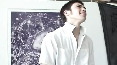 Twinks Explosive Facial - Action-Packed Adventure!