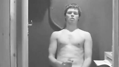 Vintage Twink Cum Spray: The Ultimate Solo Experience!