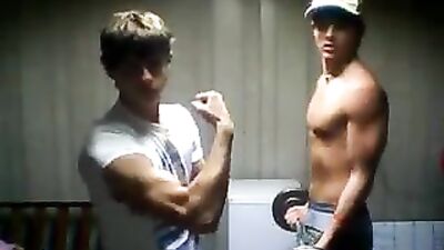 Gay Muscle Flex: Young Guys in Action!