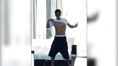 Justin Biebers Fun Slide Show: A Gay Porn Adventure!