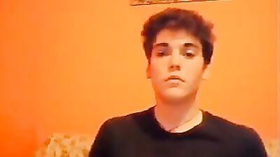 Sexy Web-Cam Cuties: Sweetcumshot and big cum!