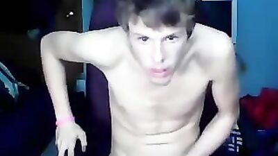 Gay Porn: Sexy Dude Amateur Adventure