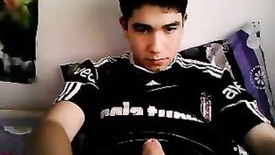 Gay Web-Cam Hookups - Cam 10: Up Close and Personal!