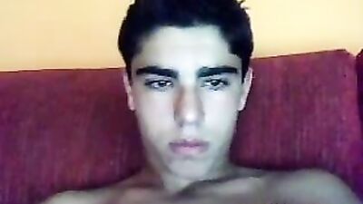 Put Resistance - Web-Cam Gay Porn Video This video features hot guys who put up resistance and showcase their incredible performances in front of the camera.