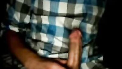 Young Webcam Boy - Shirt Box Adventure!