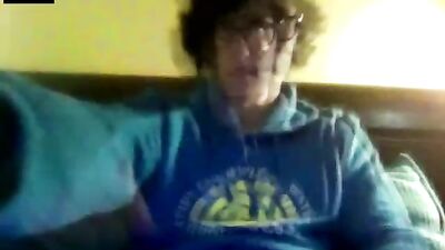 The Web-Cam Boy: A Portuguese Sexperts Dream!