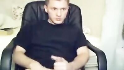 Gay Web-Cam Porn: JRs Shooting Spree!