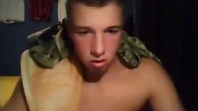 Body Worship: Web-Cam Gay Porn Video