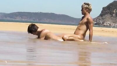 Gay Surfers in Action - What they do behind closed doors!