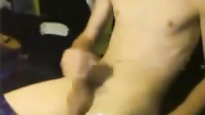Web-Cam Cumshot: Cute Boy Explodes!