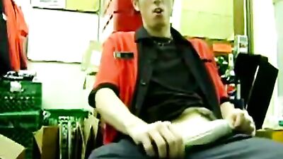 Jacking Off At 7-11 - Amateur Edition