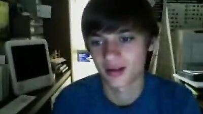 Hot Str8 Boy: A Web-Cam Experience