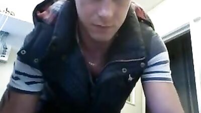 Gay PC repair horny guys caught in the act! Discover their hidd*en desires behind the screen!