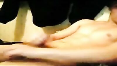 Web-Cam Cuties: Very cute men getting it on!