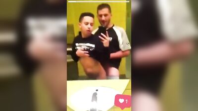 Sex in the Gym - Amateur Bareback Gay Boys Porn