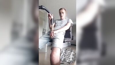 Masturbation With My Vacuum Cleaner Boys Porn!