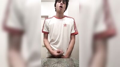 Novinho adida gozando: The Ultimate Gay Porn Experience - Exploring New Heights of Pleasure