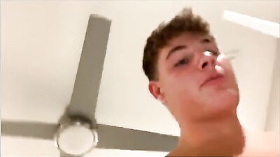 Pretty Boys Porn: Jerking & Showering Exposure!