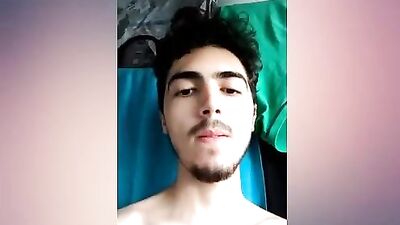 Se mostrando: Unleashing Big Cock Amateur Action