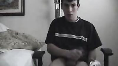 Twink Blows Load into Hanky: Classic Gay Teen Porn