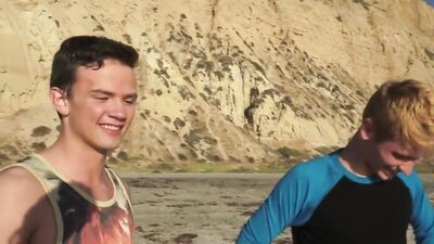 BEACH BUNS GAY TEEN PORN TWINKS: Ultimate Gay XXX Adventure on the Beach with Twinks!