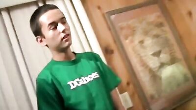 Gay Teen Jizz-Loaded Handjob: Riley Begs for Wileys Cum!