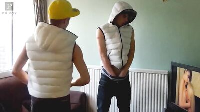 Gay Buddies First Time Young: Exploring Straight Cumshots!