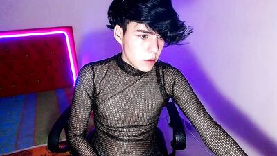 Gay Colombian Twink Porn: Queens Throne of Desire