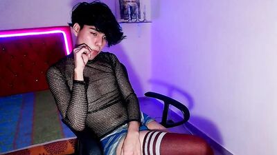 Gay Colombian Twink Porn: Queens Throne of Desire