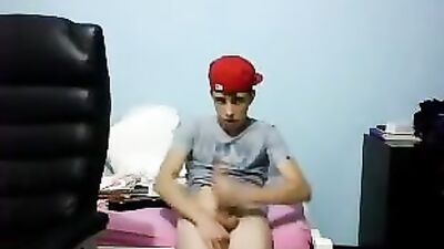 Discover Web-Cam Sex with Cute Twink Boyfriend!