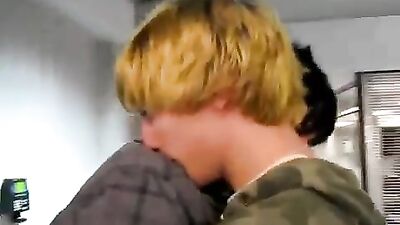 Reunion Passion: Amateur Gay Porn Video