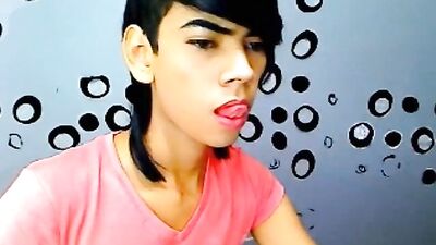 Pretty Latin Twink: Latino Gay Porn Adventure!