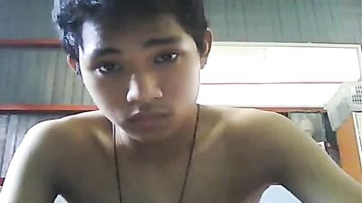 Asian Web-Cam Boy: Exploring New Heights of Gay Porn!