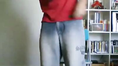 Gabriels Web-Cam Exposé: Unleashing His Gay Porn Debut!