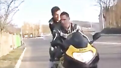 Gay Twink Action - Hot Sex in the Garage