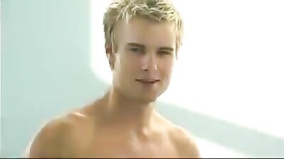 Bareback Pool Boys - Action : A little wet fun