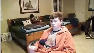 Gay Pole Web-Cam Wanking Adventures: Cutie Explores His Sexy Body!