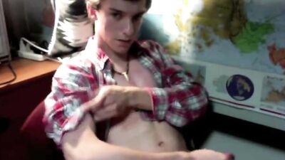 College Boy: Hot Guy Cums - Solo Gay Porn Video