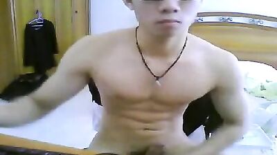 Straws Web-Cam Adventure - Exploring Gay Porn World!