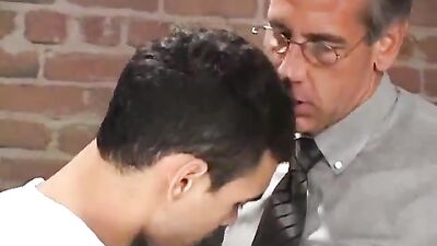 Young College Students Steamy Secret Crush on Professor!