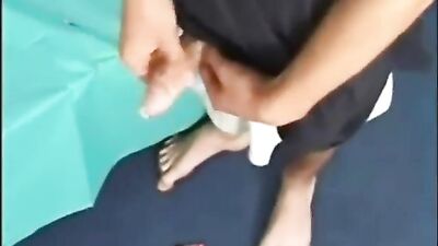 Gangbang With A Condom: Amateurs Delight!