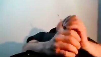 Smutty Web Wank: A Teens Hot Sexcapades!