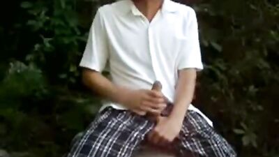 Wood Jerk Revisited: Amateur Gay Porn Video